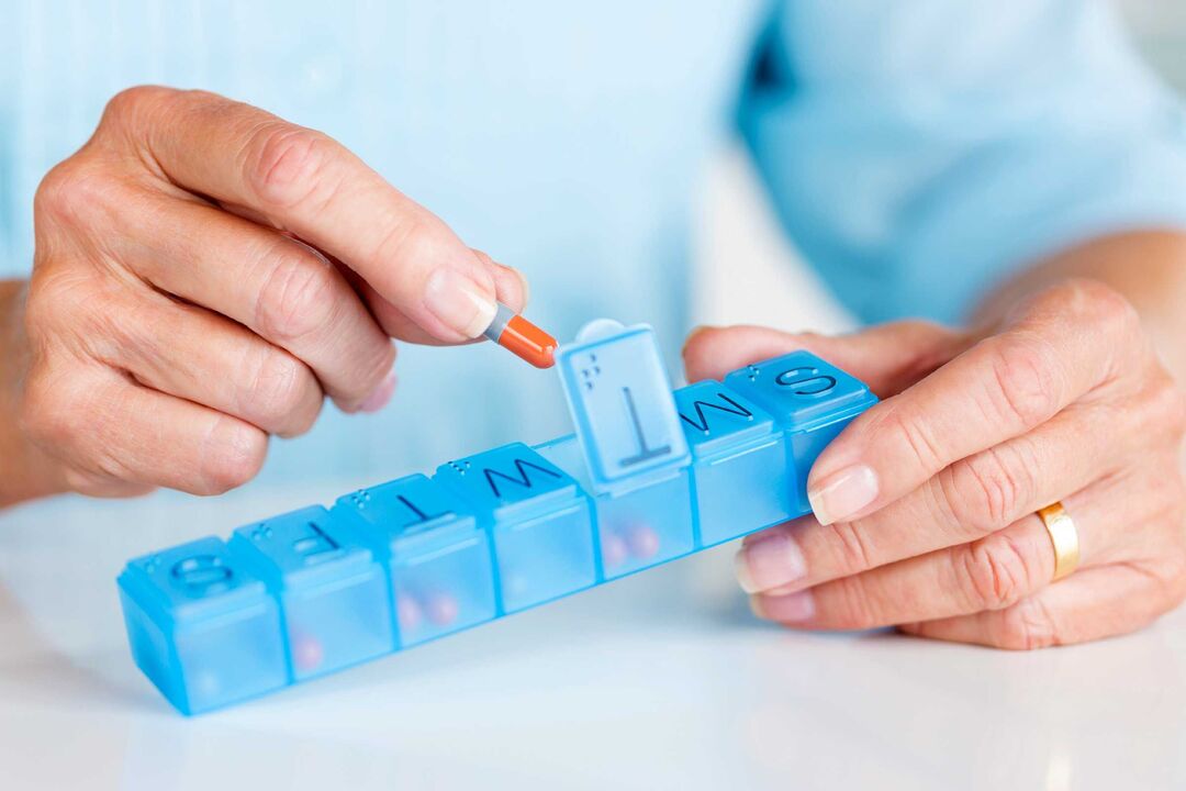 prescribe antibacterial drugs to treat prostatitis