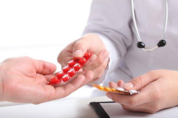 the doctor prescribes drugs to treat cervical osteochondrosis